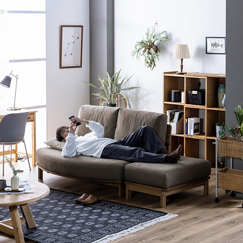 お部屋に合わせて選べる組み合わせが豊富な木フレームソファ