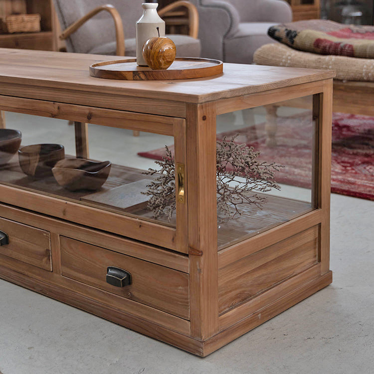 全面ガラス仕様で雑貨やオブジェのディスプレイにオススメ