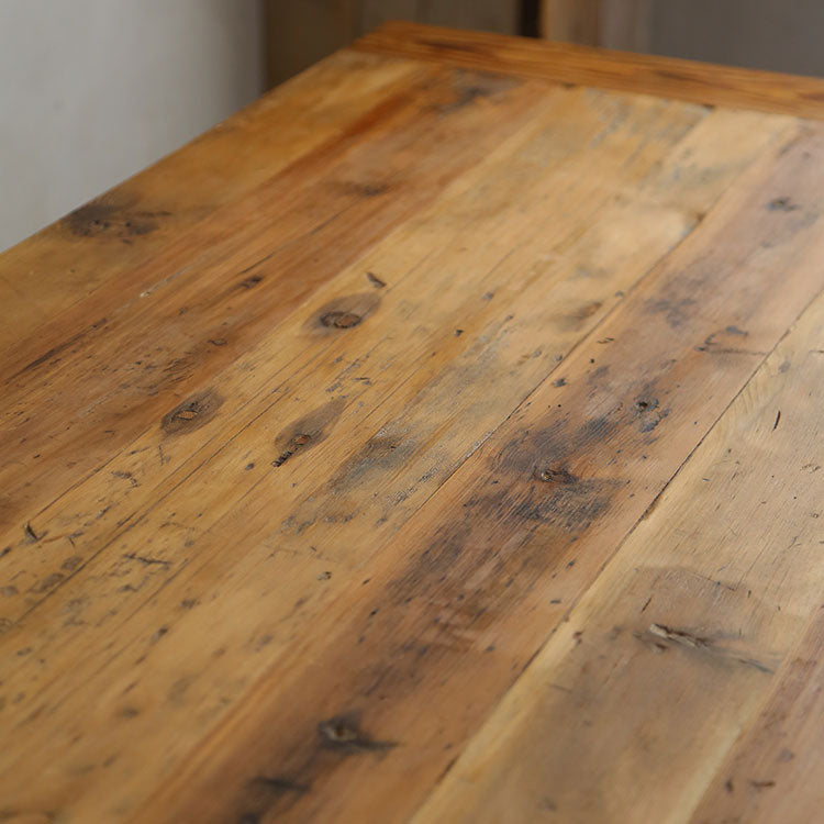 古材の持つ風合い