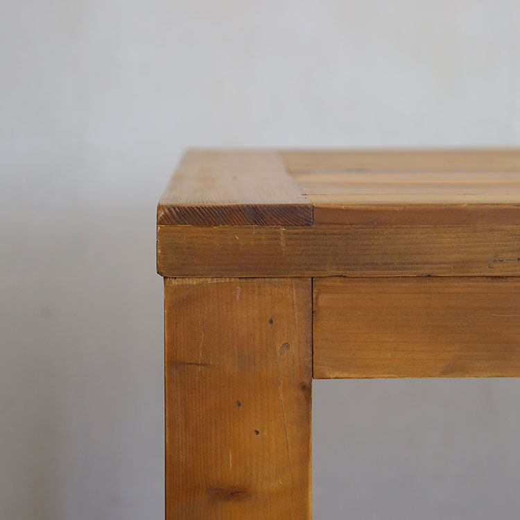 古材の持つ風合い