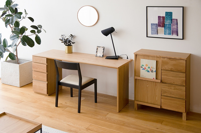 空間に美しく収まるシルエット