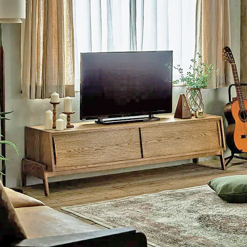 ミッドセンチュリーデザインを意識した、モダンでレトロなテレビボード